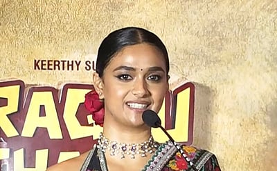 ஹிந்தி படம்.. ஹிந்தித் திணிப்புக்கு எதிரான படம்..: விளக்கமளித்த கீர்த்தி சுரேஷ்!